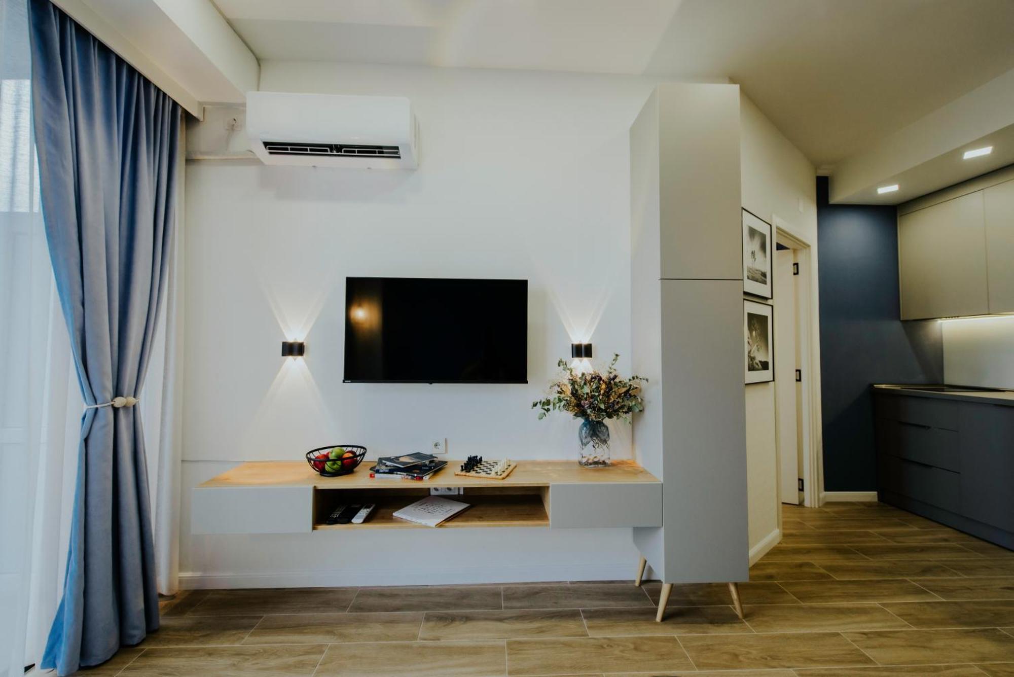 Luxury Inn Grand Residences Tbilisi Exterior photo